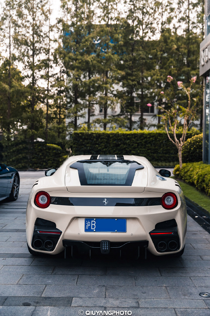 avorio ferrari f12tdf