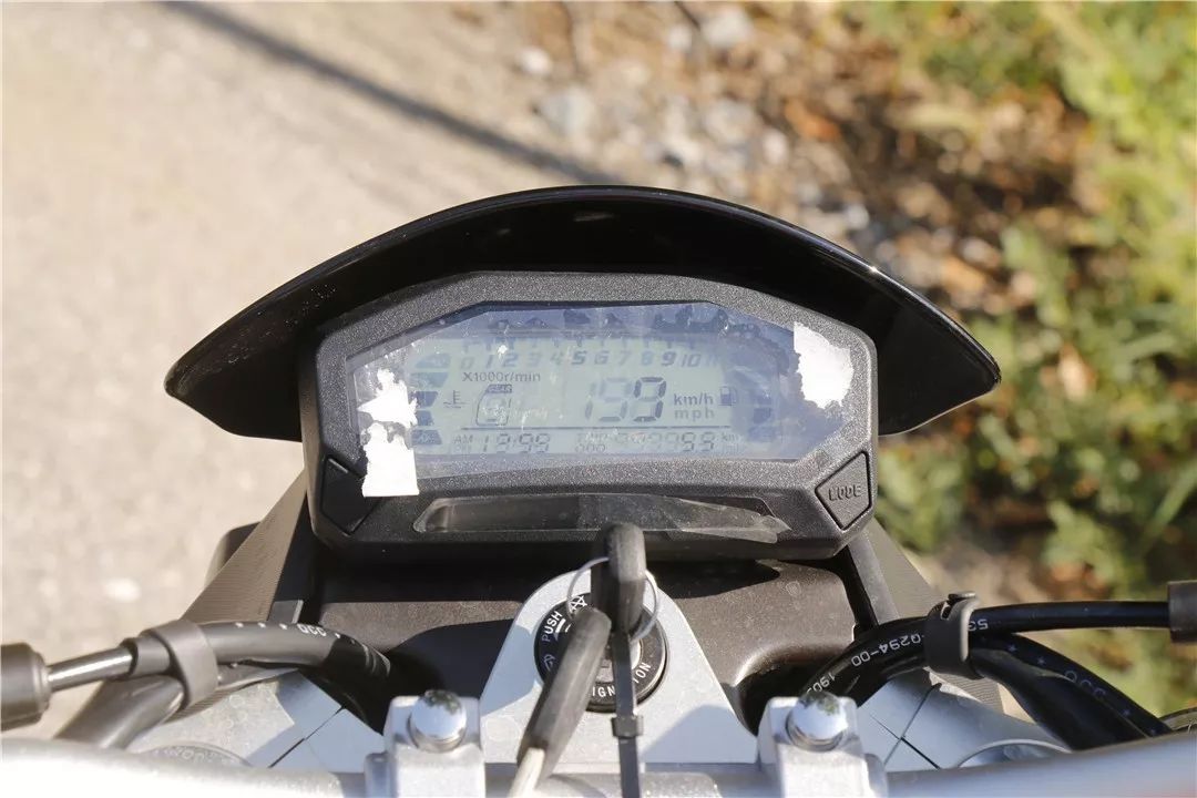 骑士驾道北京站抢先体验赛科龙rz3srx1s