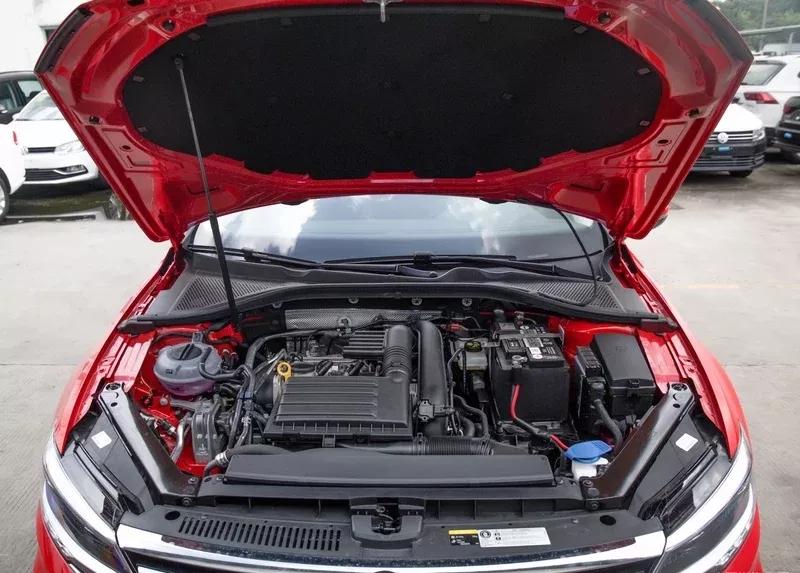 总的来说,纵置发动机更适合的后驱以及四驱车型,是高级别的车型的常用