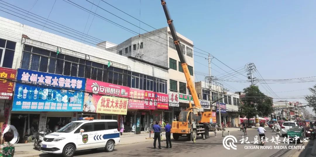 宣傳教育私搭亂建對城市環境產生的諸多不良影響,經過充分宣傳勸導