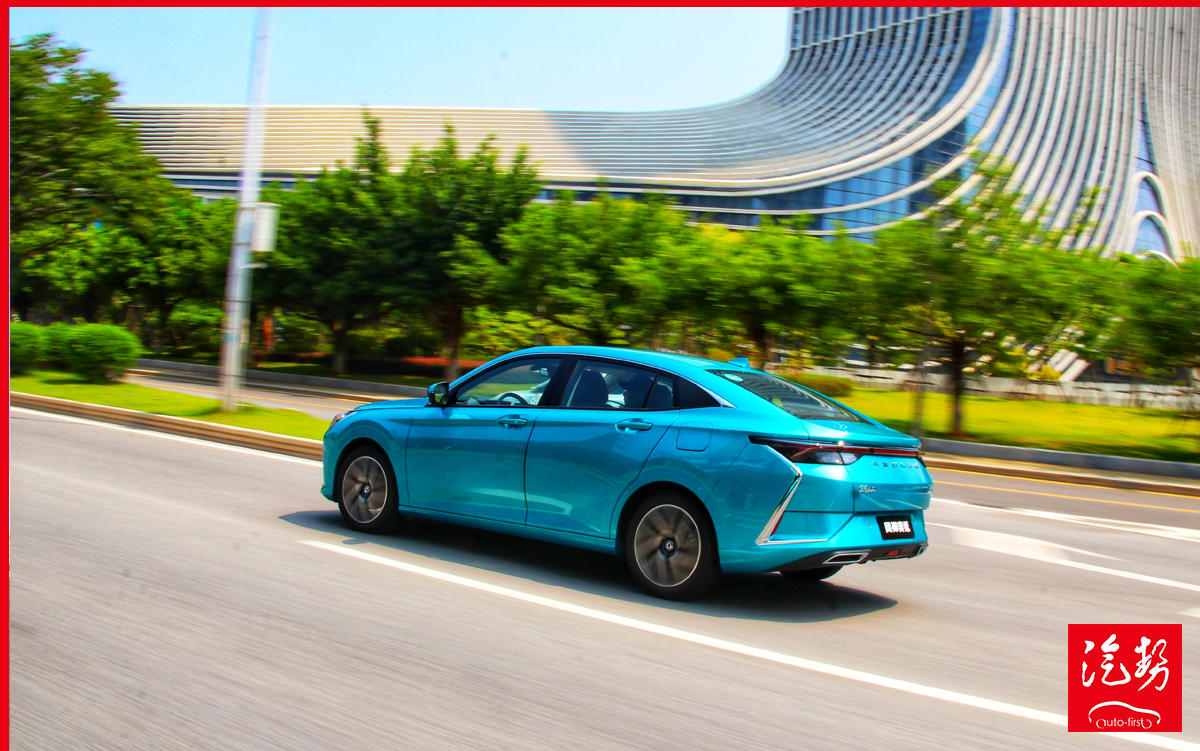 最"潮"的国产轿车 试驾东风风神奕炫1.5t