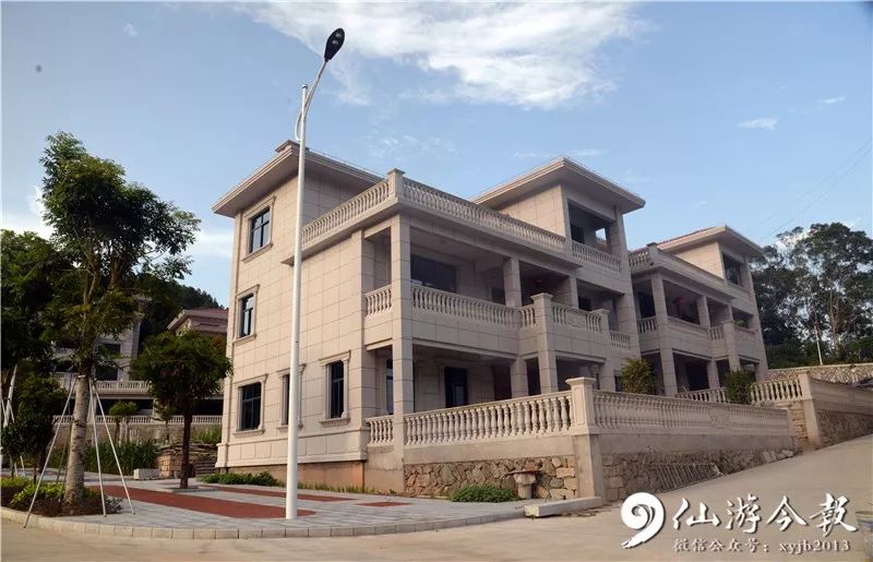 豪华别墅群门口有花园仙游最南端的闽南村让人刮目相看