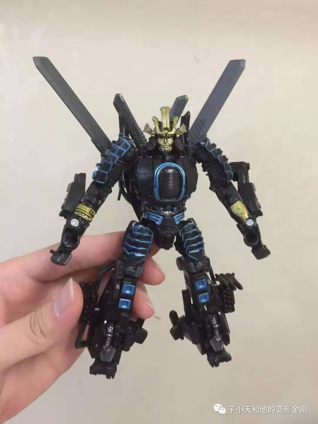 评玩具子小天硕函测评变形金刚ss45直升机漂移这是目前出的最还原的