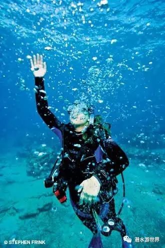 总能不幸地听说哪里哪里又发生了潜水事故,导致有人受伤或者死亡,大家