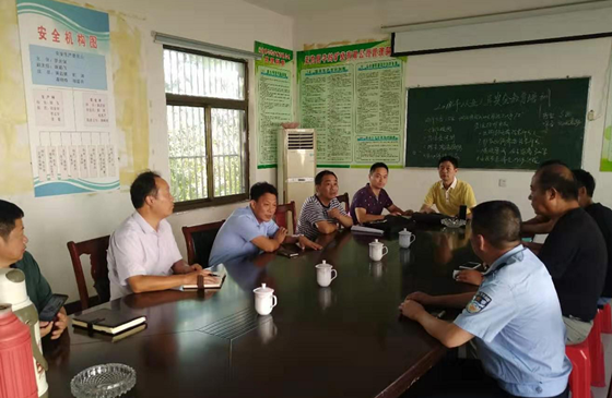 无为县委常委,常务副县长徐启发带队突击检查非煤矿山安全生产工作