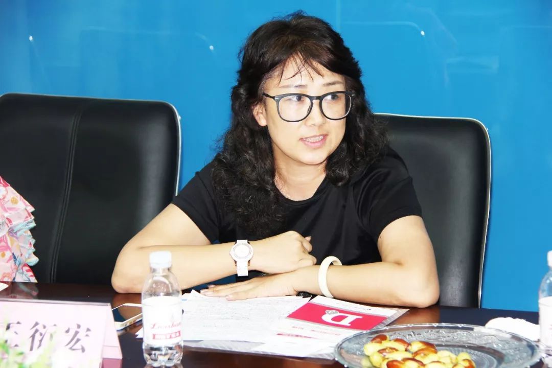 哈尔滨人民同泰医药连锁店销售精英到访青岛双鲸药业