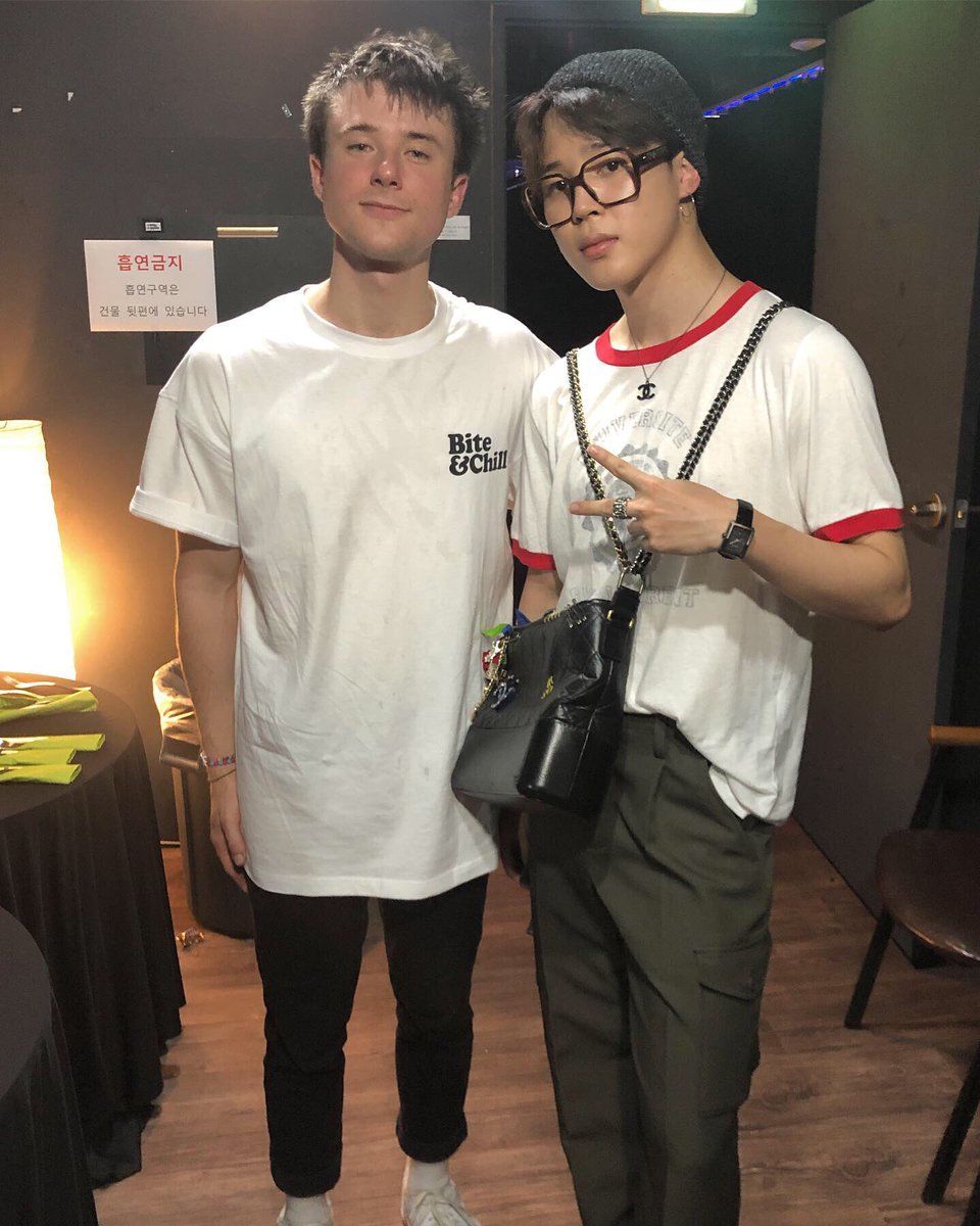 防弹少年团朴智旻,alecbenjamin来韩公演认证."多情"