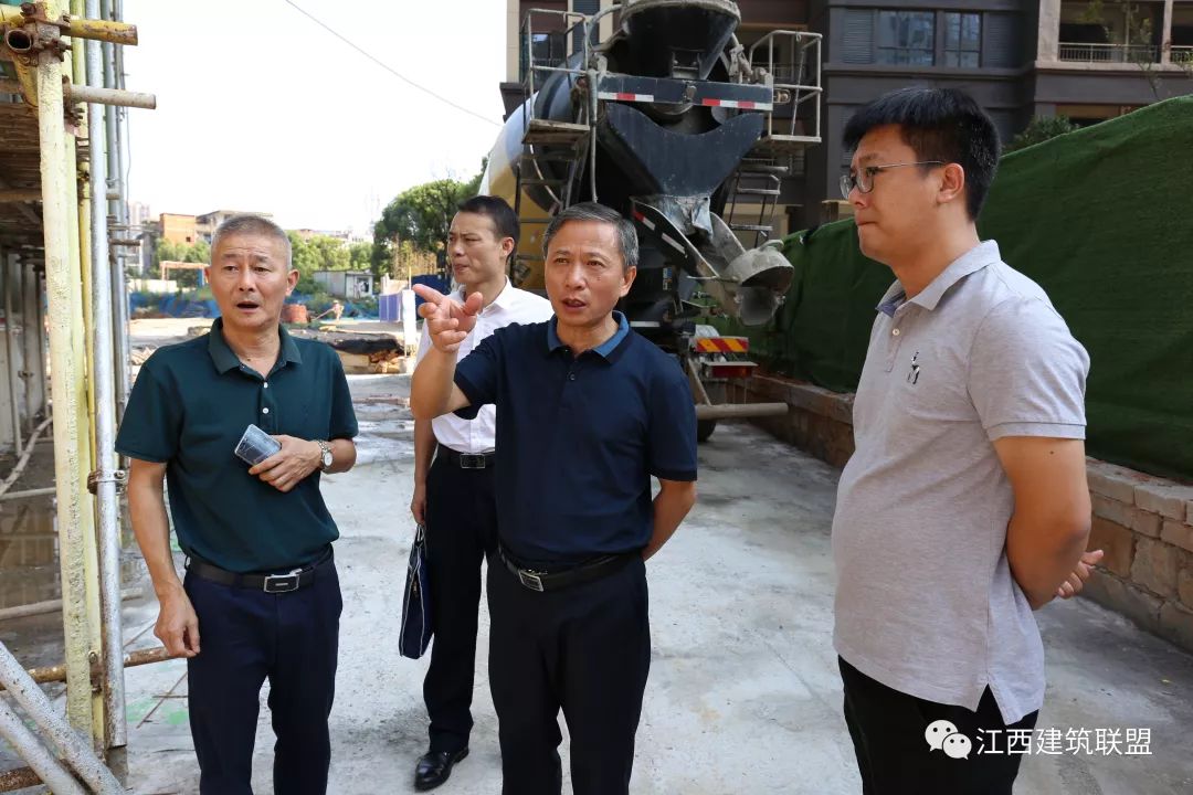 迎检在即,抚州市住建局深入督查建筑工地创国卫工作!_黄武平