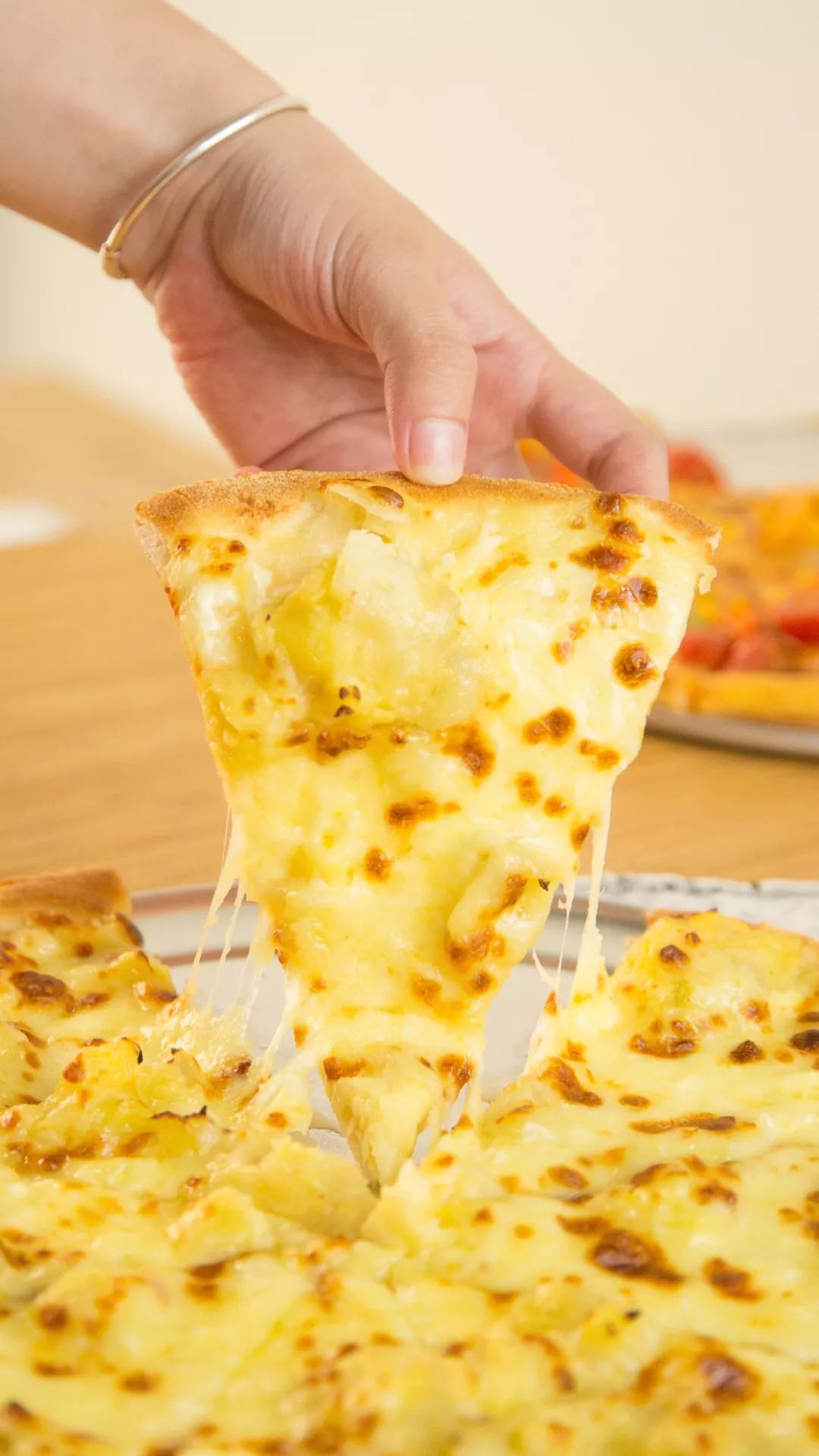 299元秒杀128元披萨双人套餐芝士爆棚厚度翻倍圈粉无数的手工意式披萨