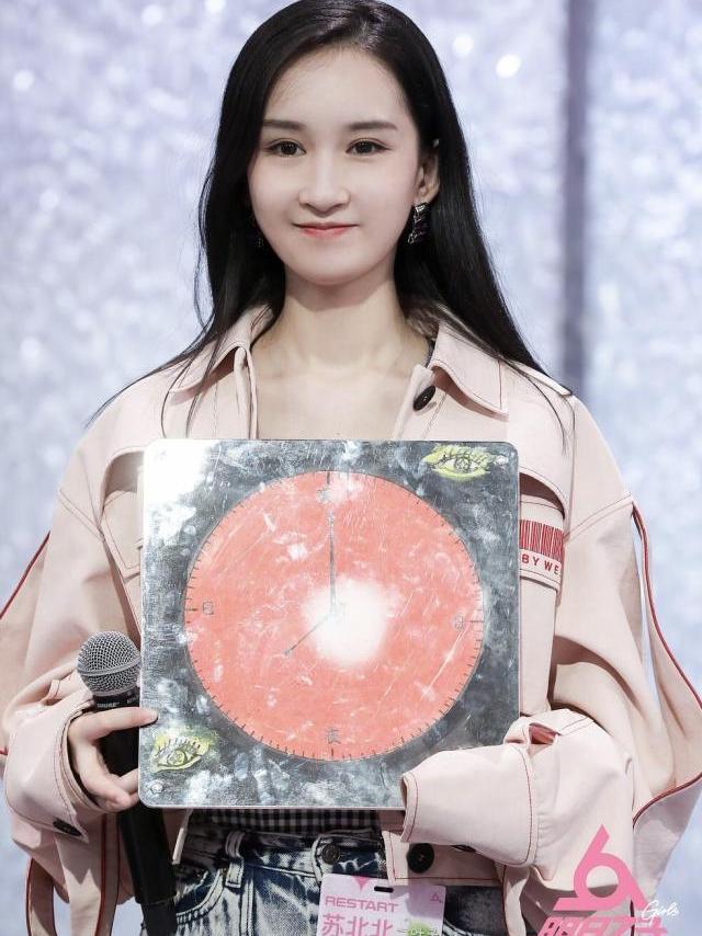 原创明日之子九进四观众称直播车祸现场舞台最稳的她却被淘汰