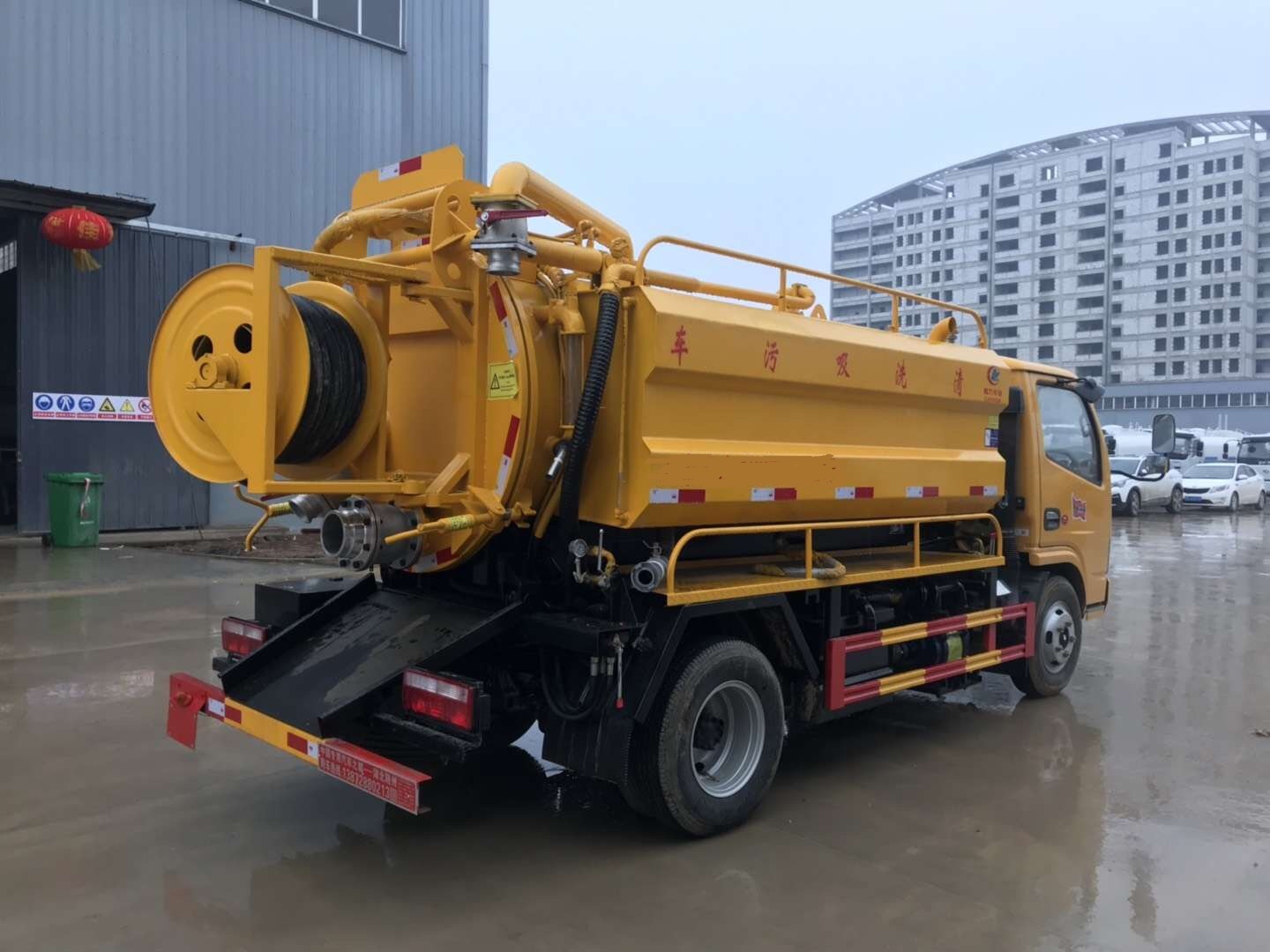 东风小多利卡6方联合疏通多功能吸污车厂家图片