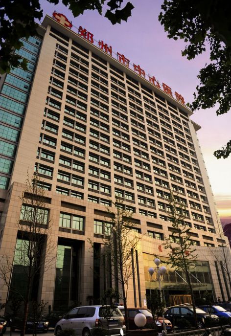 郑州市中心医院始终把"白求恩精神"树为永恒的标杆,积极开展公益活动