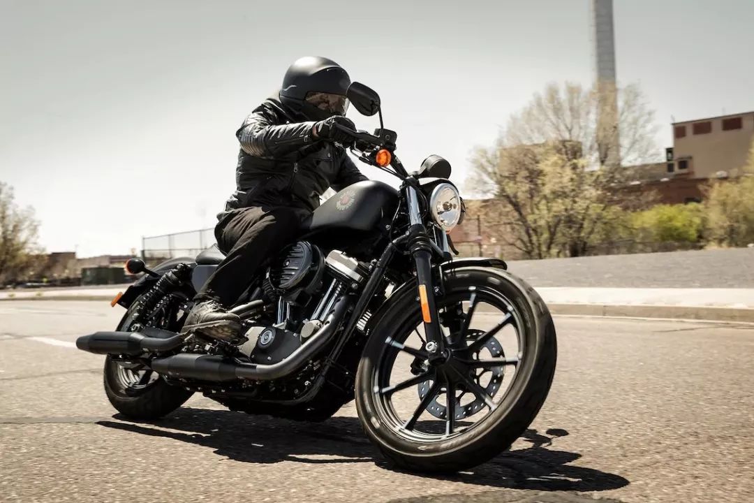 2019新款哈雷运动者03iron883硬汉即将到店