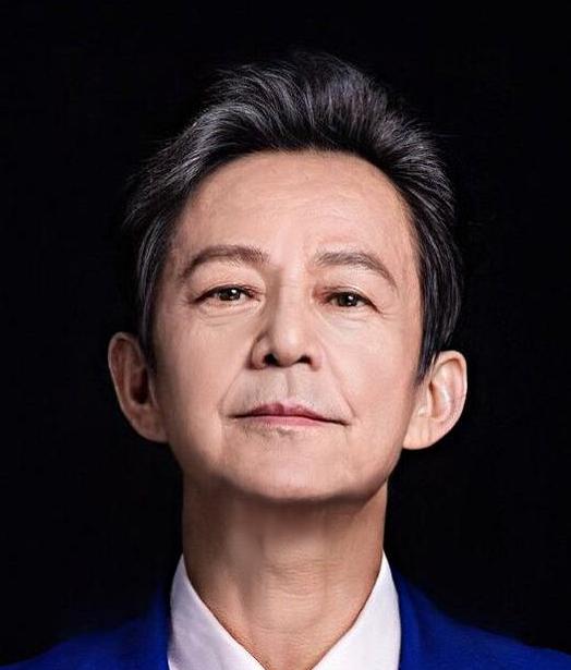 吴昕老年照有气质,谢娜一看就不好惹_杜海涛