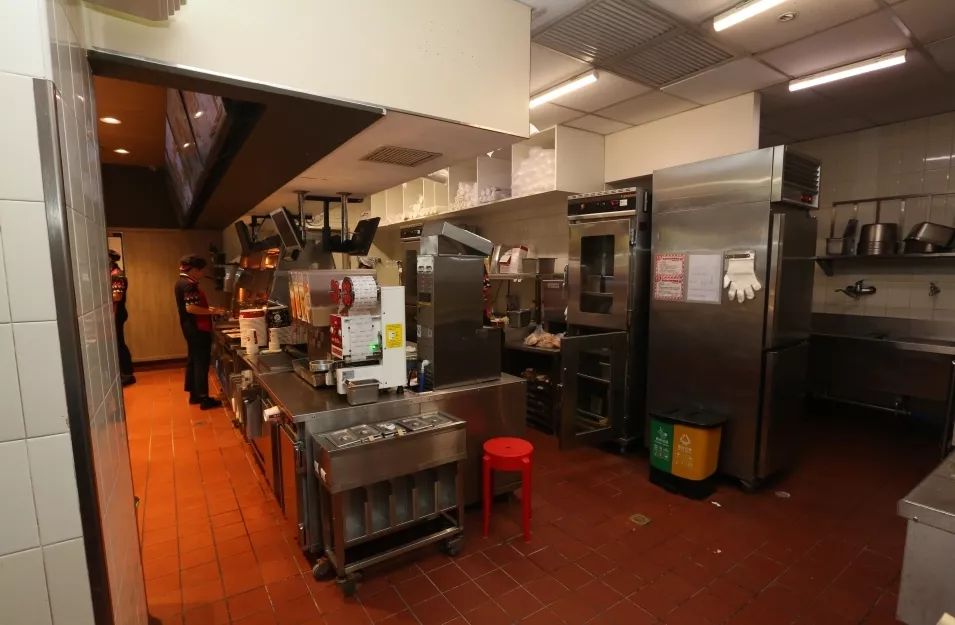 标杆优秀良好合格差评星标准指 数推 荐肯德基操作台未及时清理仓库未