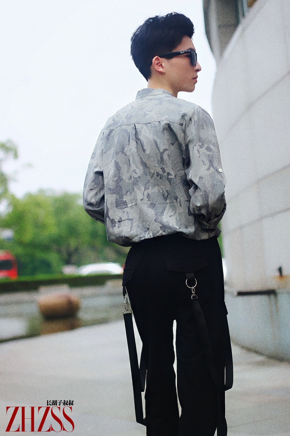 次数|【男士时尚】丨镭射亮片短袖....