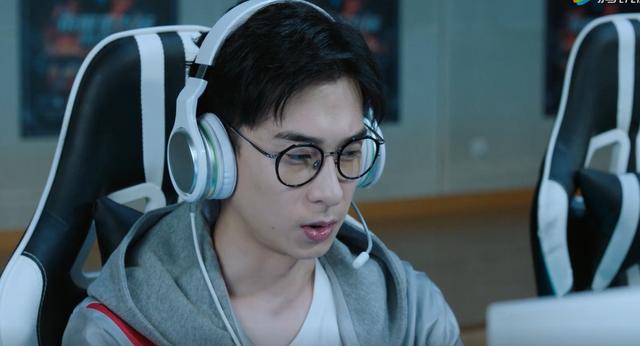 全职高手肖时钦离开雷霆选择嘉世真的不痛心吗