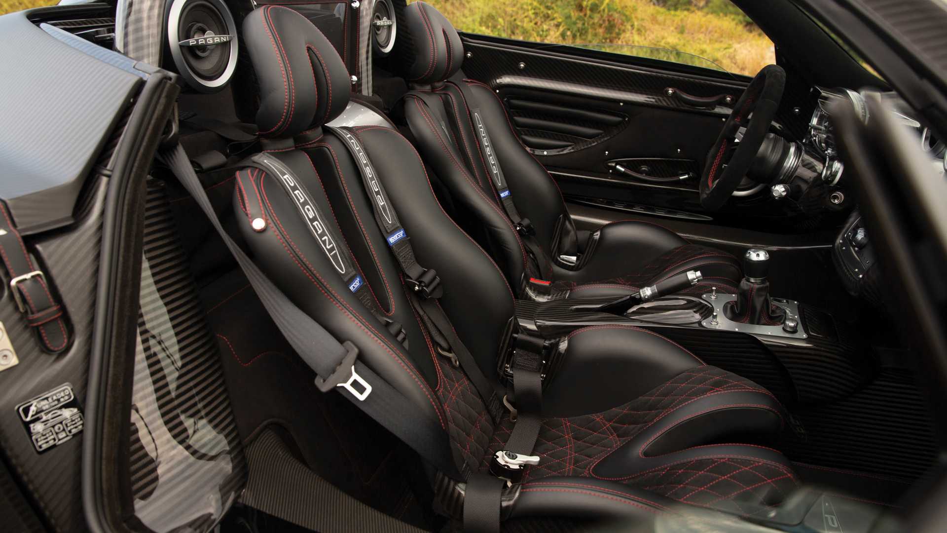 帕加尼风之子paganizondaaether以太是七年来第一次zonda拍卖