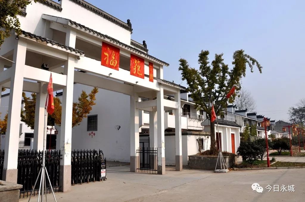 焕然一新镇区面貌提起陈集,老乡们会自豪地夸个不停.