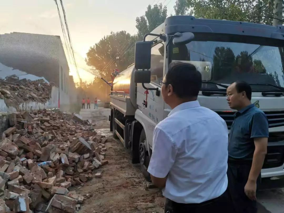 董庆哲到马山镇督导拆迁安置工作