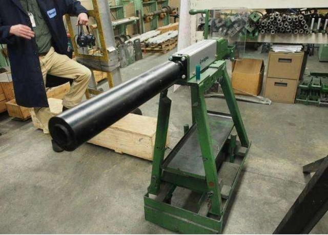 绝地求生造一把好枪过程能有多复杂每根枪管都用铁棒钻出来