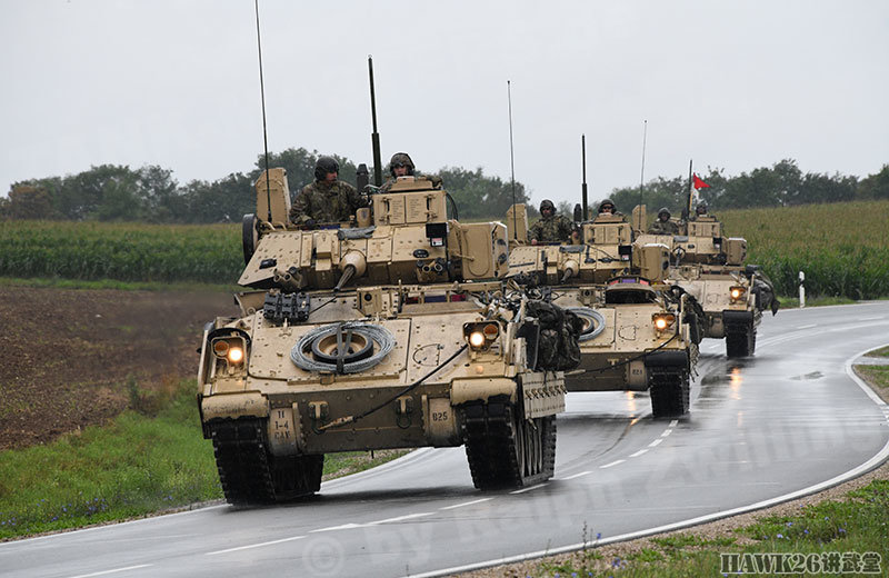 原創美軍重裝部隊在德國機械化行軍m2步兵戰車關鍵時刻掉鏈子