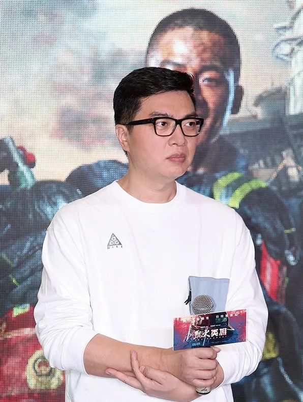 如何用安全方法拍摄危险场景丨对话烈火英雄导演陈国辉