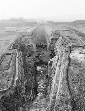 "中"字形墓诸侯王的墓?