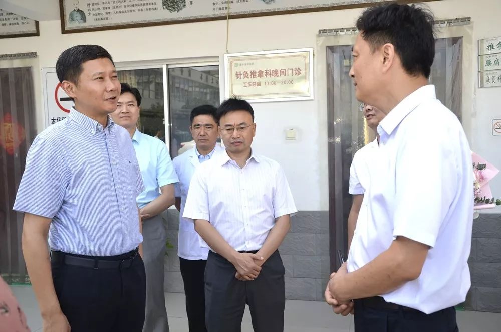 书记,县长时勇,县人大副主任,涟水中学校长孙辉,县卫健委党委书记姜凯