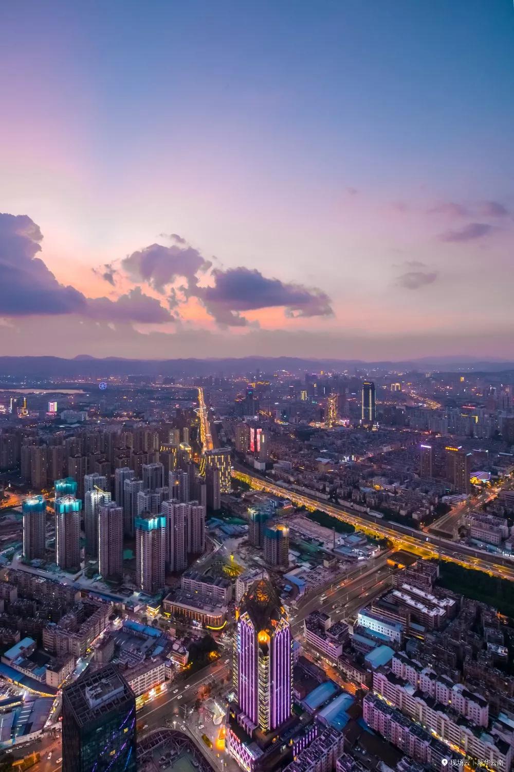 天空之眼俯瞰城市光景|昆明新晋网红圣地等你打卡_西山