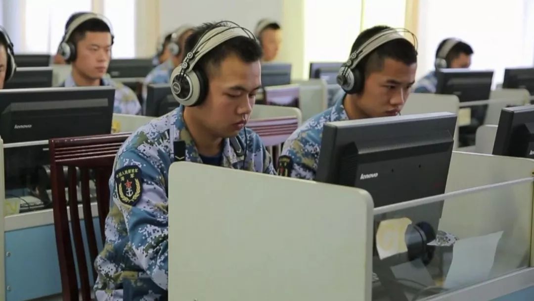 最美新时代革命军人风采声纳兵张磊大洋深处的听风者