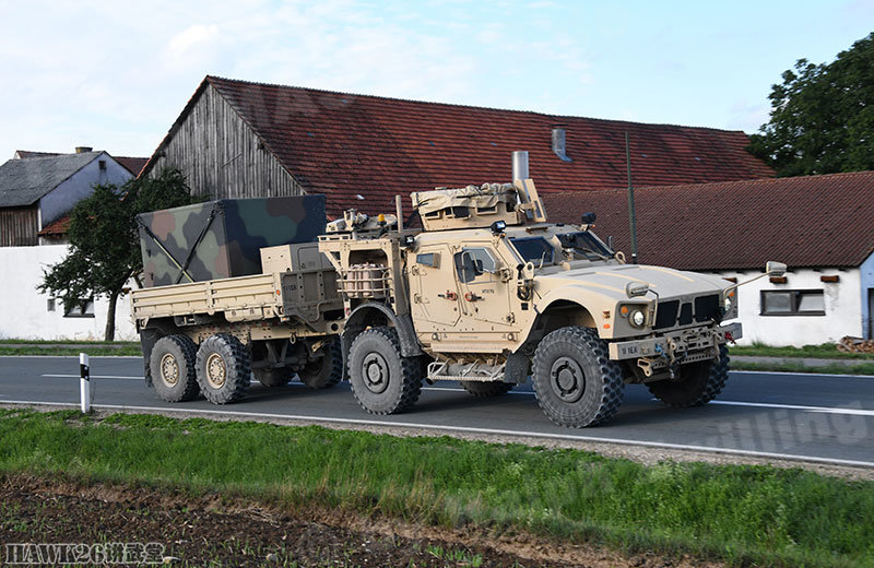 原创美军重装部队在德国机械化行军m2步兵战车关键时刻掉链子