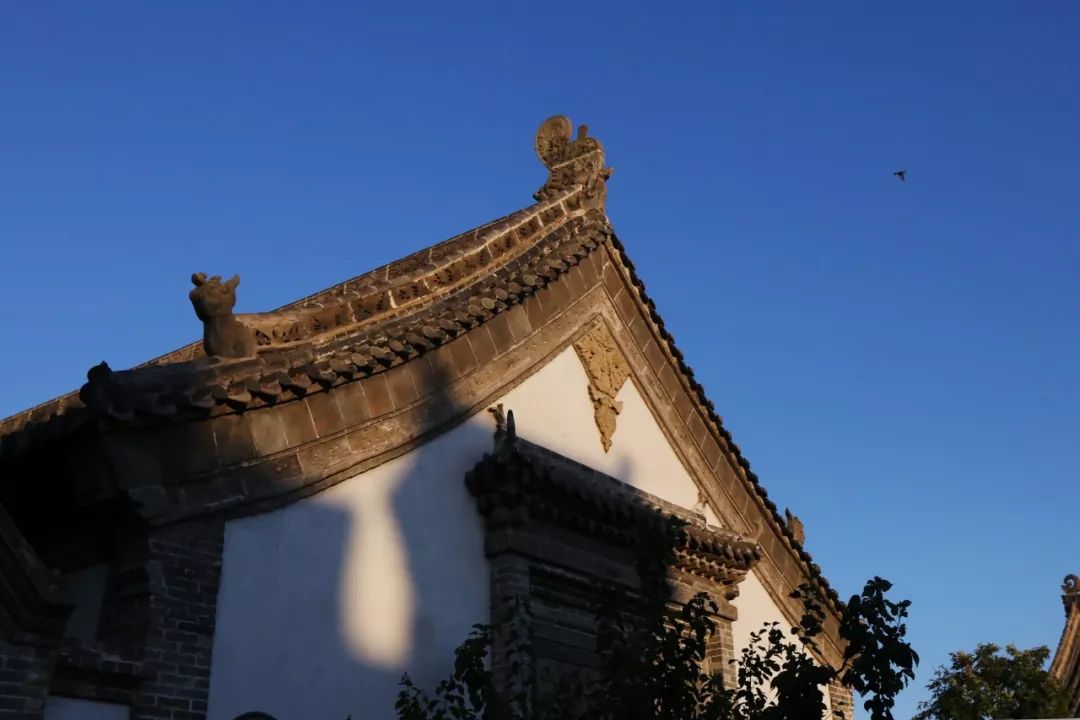 建築集群,體量雖不算大,但也可以視為一處不可多得的古民居博覽園了