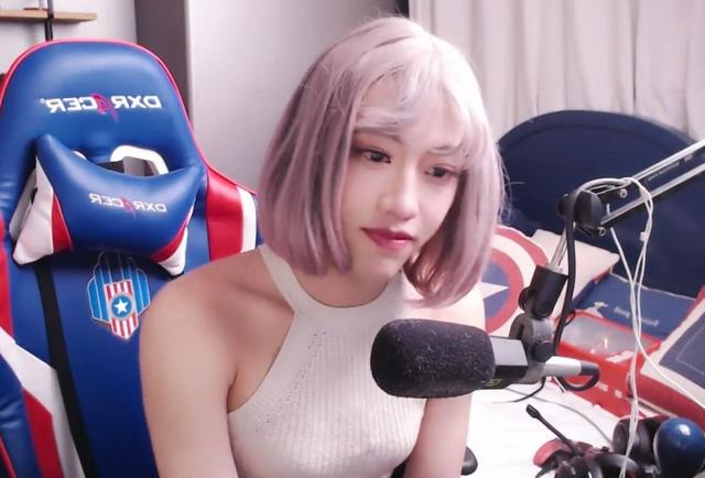 主机区最美女主播雪儿妹妹可爱粉毛掰弯一众直男