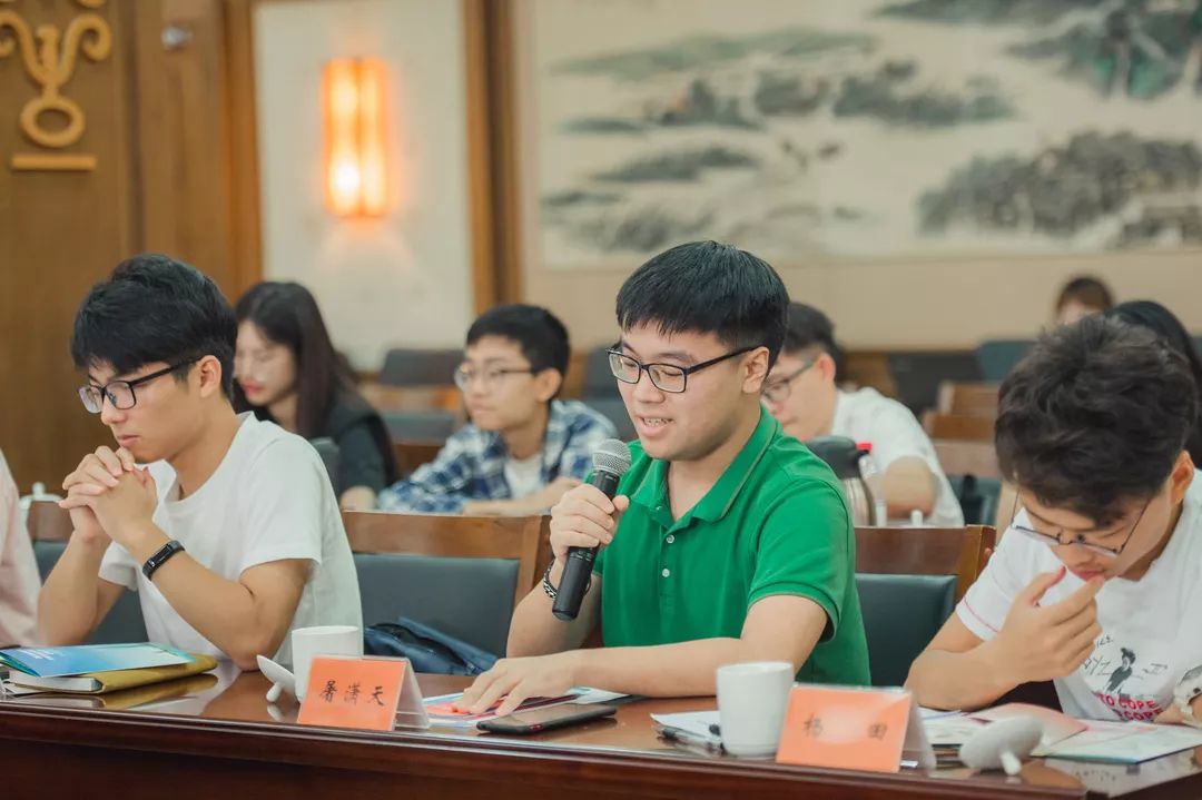 魅力南太湖61双创湖州城湖州籍在外大学生联络员代表座谈会顺利召开
