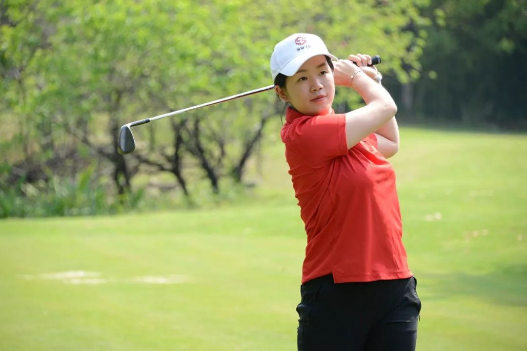 李茜蓝感谢高尔夫伴我成长做教练培养学生兴趣最重要