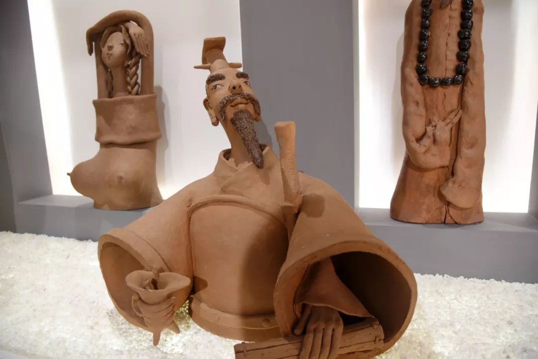 《春秋霸主》《牧归》将陶泥赋予了新鲜生命.