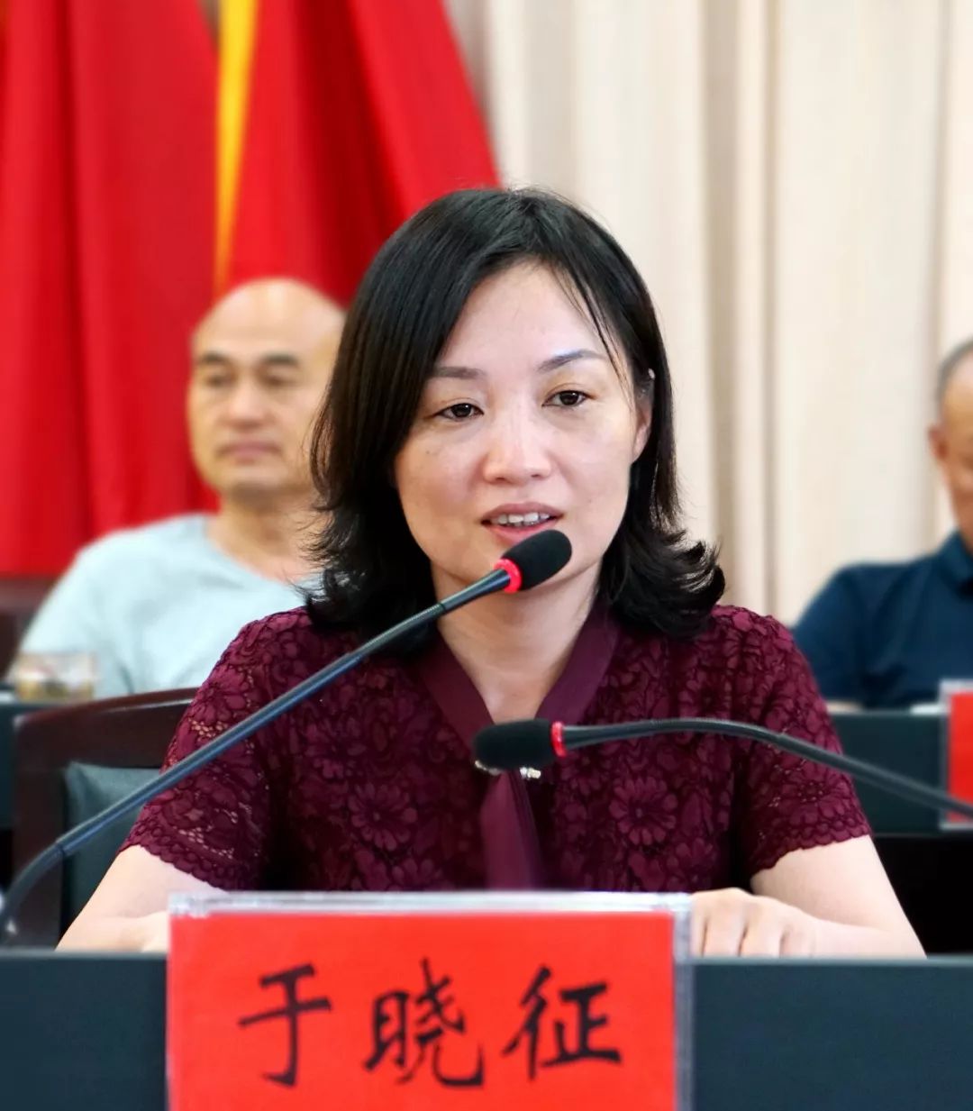 县委常委,县政府副县长李东,县政府副县长王霞分别对东西片区乡镇