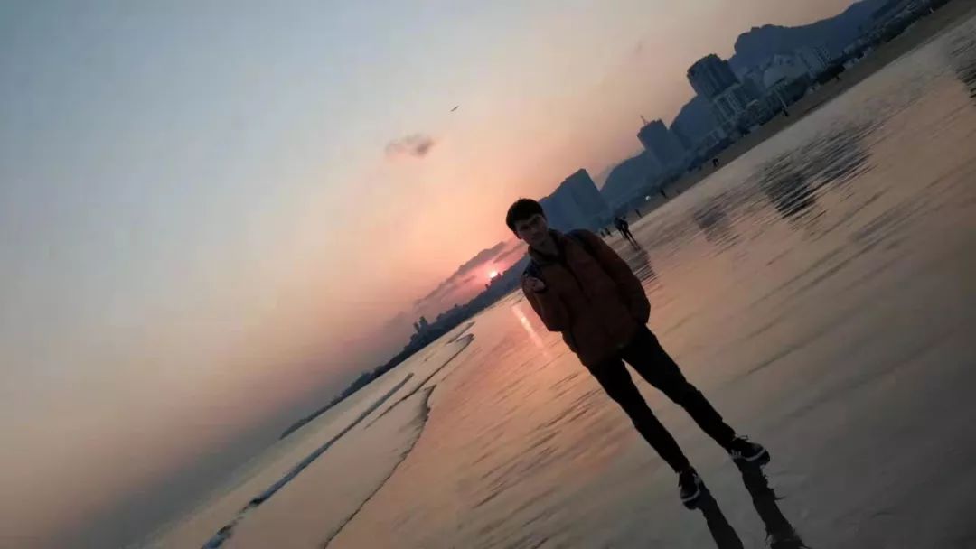 副部长 刘澳别被直男外表欺骗了,实际上是个心思细腻的小可爱部长 李