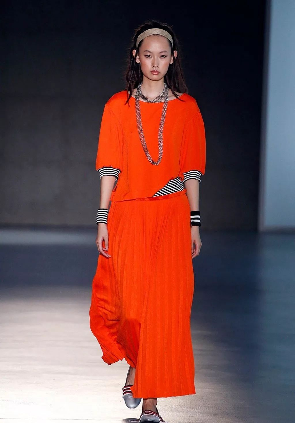 橘色最撩人好看的颜色会说话