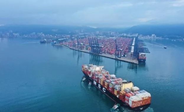 爱马仕踢走pradalv广州太古汇门神位上演宫斗戏南粤朝闻