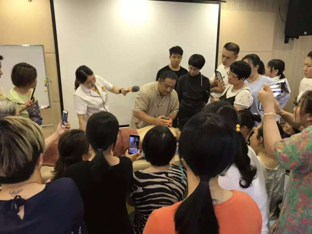 刘伟承火龙罐培训机构图片