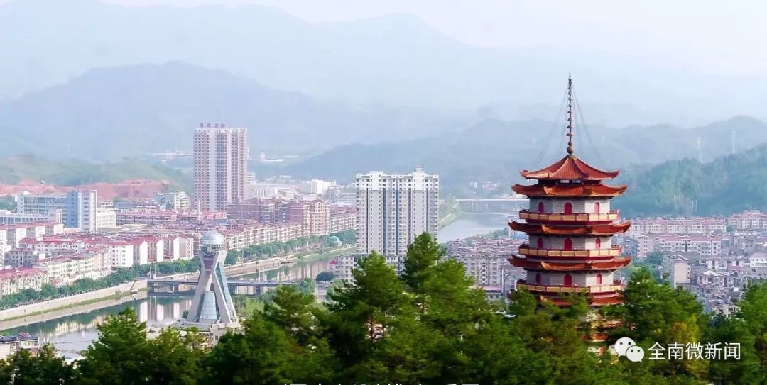 头条铭记历史70年前的今天全南县城解放