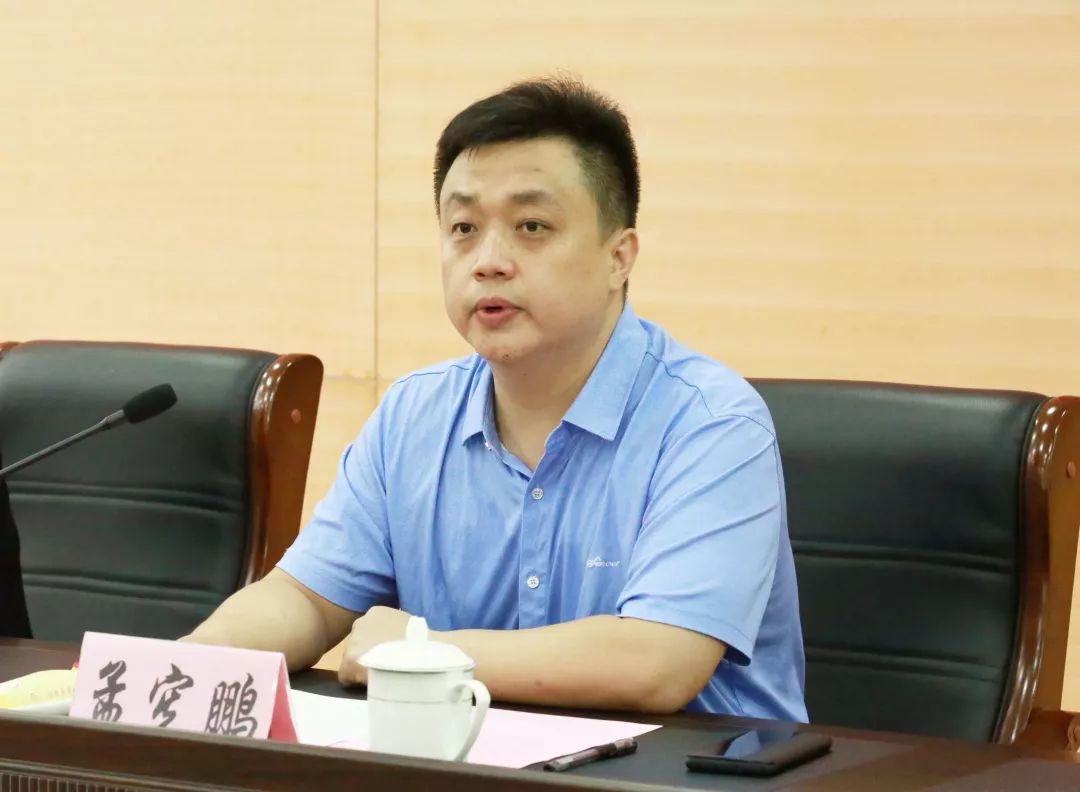 临西县人民政府县长孟宪鹏对五四公司在临西投资兴建食用菌项目表示