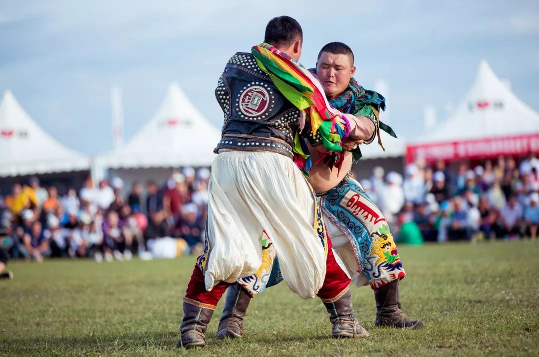 品牌联盟参与承办的第一届西贝那达慕草原美食节刷新你期待