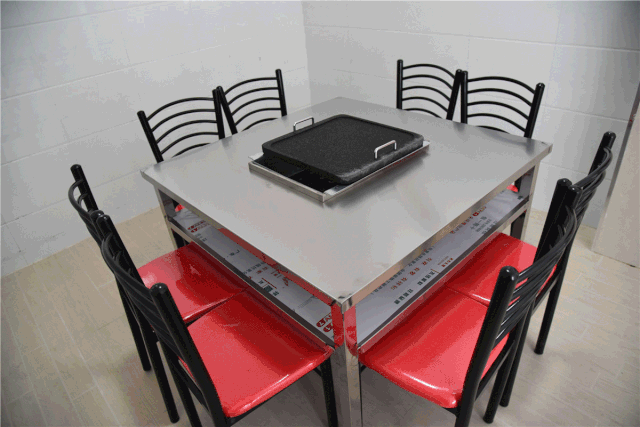 爽到喷火火山石烧烤吃过没有都进来都进来