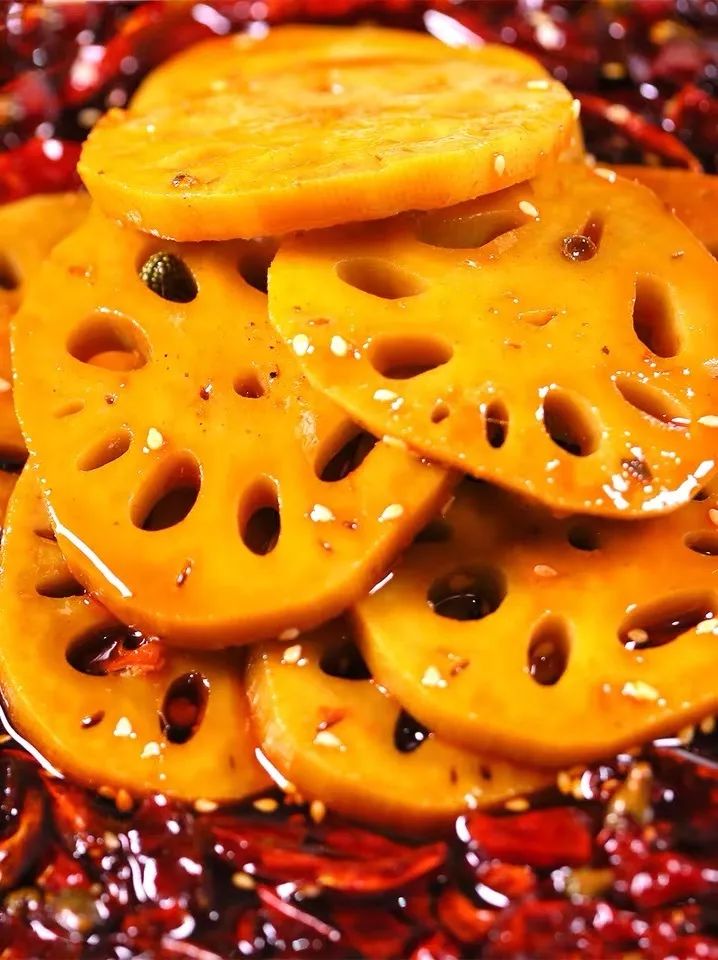 藕片食物类别:主食淀粉含量约11%,富含钾等矿物质,可替代一部分主食来