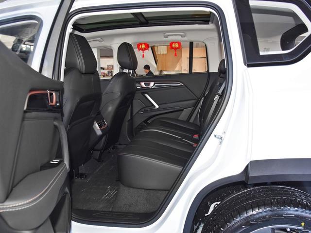 辣妈购车的新选择,新宝骏rs-5空间宽裕,智能语音系统更贴心_搜狐汽车