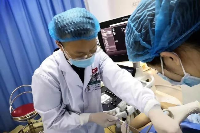 我院的穿刺活检术达到当地业内一流水平_达州