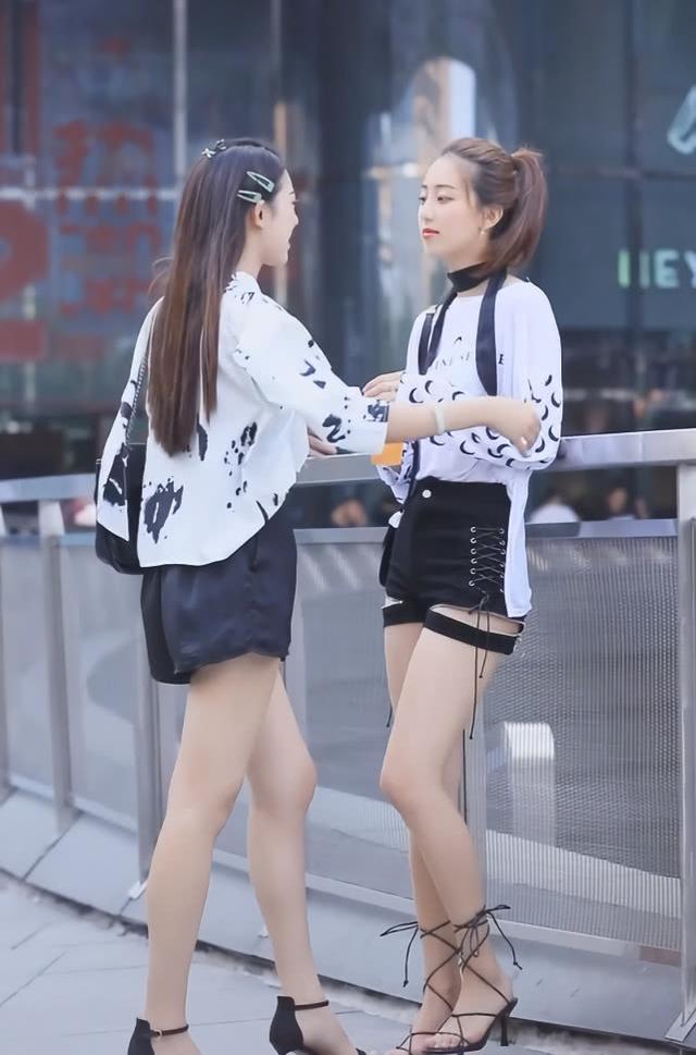 有一种假闺蜜:我好心安慰你,你却在裤子上拿我当陪衬,绝交吧